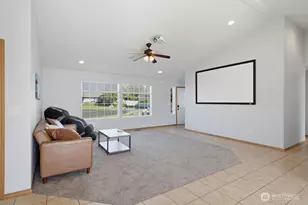 219 E Pinyon Ct, Moses Lake, WA 98837 - Photo 9