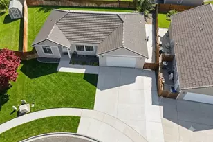219 E Pinyon Ct, Moses Lake, WA 98837 - Photo 3