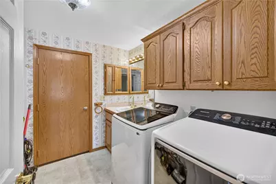 213 S 78th Avenue, Yakima, WA 98908 - Photo 33