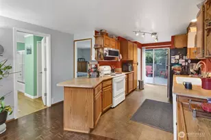 8113 Kitamat Way, Blaine, WA 98230 - Photo 9