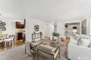 734 N 94th St, Seattle, WA 98103 - Photo 5