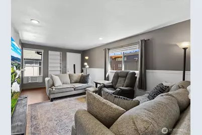 8730 13th St NE, Lake Stevens, WA 98258 - Photo 7