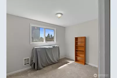 8730 13th St NE, Lake Stevens, WA 98258 - Photo 17