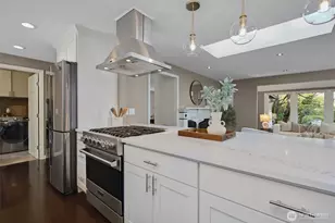 15611 SE 24th St, Bellevue, WA 98008 - Photo 9