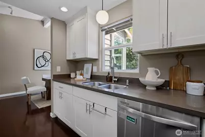 15611 SE 24th Street, Bellevue, WA 98008 - Photo 11