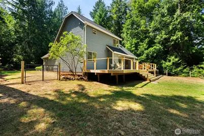 10109 NE Knight Road, Bainbridge Island, WA 98110 - Photo 31