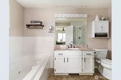 5055 Honeymoon Bay Road, Freeland, WA 98249 - Photo 17