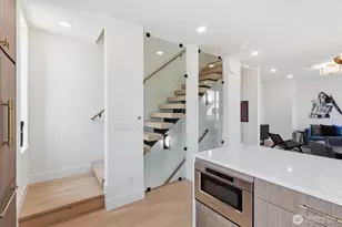 2019 Minor Ave E, Seattle, WA 98102 - Photo 17
