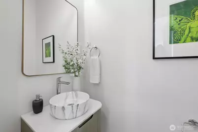 2017 Minor Avenue E, Seattle, WA 98102 - Photo 25