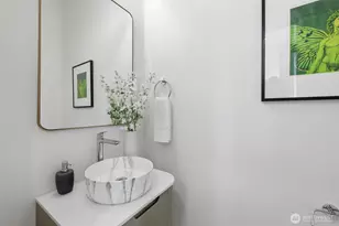 2017 Minor Ave E, Seattle, WA 98102 - Photo 25