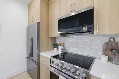2012 Fairview Avenue E #A, Seattle, WA 98102 - Photo 9