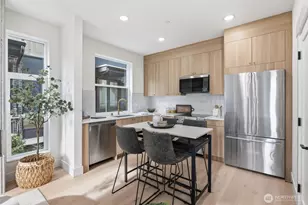 2012 Fairview Ave E, Seattle, WA 98102 - Photo 11