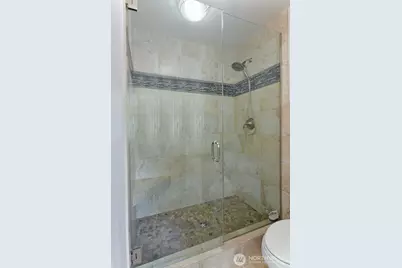19333 Damson Road #A, Lynnwood, WA 98036 - Photo 17