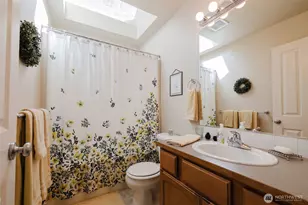 8400 Jeatran Pl NW, Silverdale, WA 98383 - Photo 15