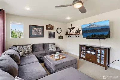 12129 178th Avenue E, Bonney Lake, WA 98391 - Photo 25