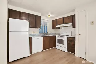 1121 244th Street SW, Bothell, WA 98021 - Photo 5