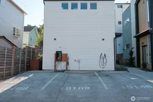 1916 18th Ave S, Seattle, WA 98144 - Photo 23
