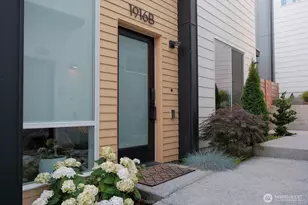 1916 18th Ave S, Seattle, WA 98144 - Photo 3