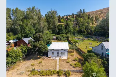 618 Filer Avenue, Winthrop, WA 98862 - Photo 11