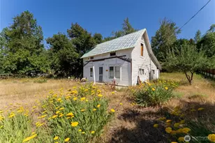 618 Filer Ave, Winthrop, WA 98862 - Photo 5