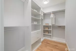 2910 9th Ave W, Seattle, WA 98119 - Photo 25
