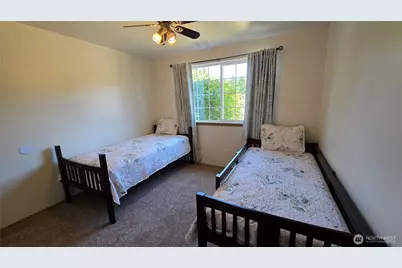 128 Berggren Road N, Eatonville, WA 98328 - Photo 25