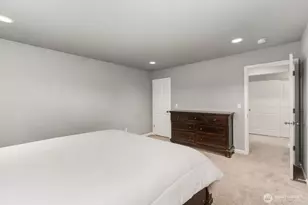 932 134th Street S, Tacoma, WA 98444 - Photo 21