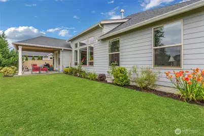 7901 Connells Prairie Rd E, Bonney Lake, WA 98391 - Photo 3