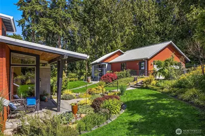 6017 Rose Loop NE, Bainbridge Island, WA 98110 - Photo 5