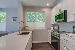 3500 E Lake Sammamish Pkwy SE, Sammamish, WA 98075 - Photo 13