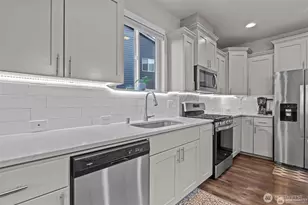 21204 113th St Ct E, Bonney Lake, WA 98391 - Photo 13