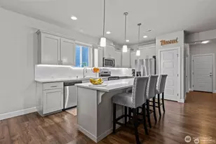 21204 113th St Ct E, Bonney Lake, WA 98391 - Photo 11