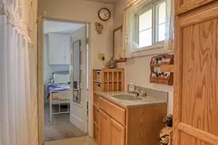 1021 W Stockwell St, Aberdeen, WA 98520 - Photo 11