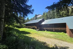 31008 Ski Club Ln, Enumclaw, WA 98022 - Photo 1