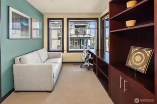 655 Crockett St, Seattle, WA 98109 - Photo 17