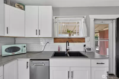 804 W 5th Street, Port Angeles, WA 98363 - Photo 13