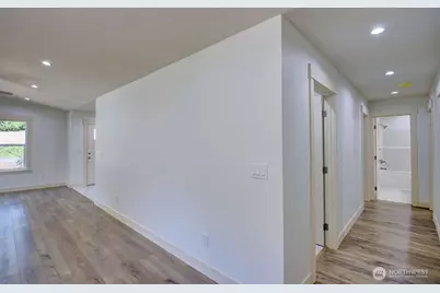 7911 Apache Drive, Maple Falls, WA 98266 - Photo 15