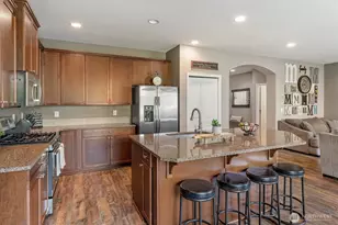 1009 29th St NW, Puyallup, WA 98371 - Photo 13