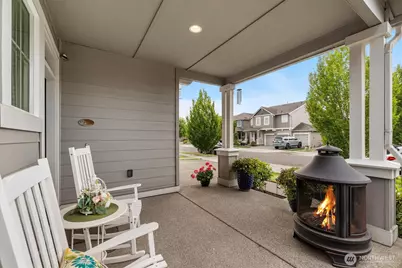 1009 29th Street NW, Puyallup, WA 98371 - Photo 3