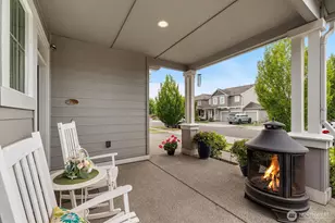 1009 29th St NW, Puyallup, WA 98371 - Photo 3