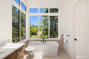 13418 NE 100th St, Kirkland, WA 98033 - Photo 19