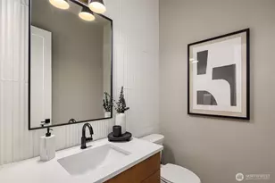 13418 NE 100th St, Kirkland, WA 98033 - Photo 15