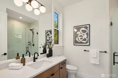 13418 NE 100th Street, Kirkland, WA 98033 - Photo 13