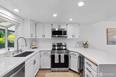 12303 SE 60th Street #3A, Bellevue, WA 98006 - Photo 11