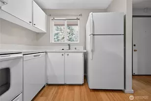 14527 NE 40th St, Bellevue, WA 98007 - Photo 19