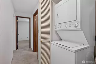 14527 NE 40th St, Bellevue, WA 98007 - Photo 31