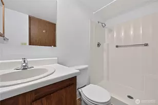 14527 NE 40th St, Bellevue, WA 98007 - Photo 29