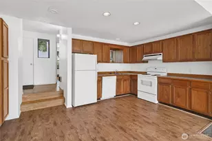 7806 Birch Bay Dr, Blaine, WA 98230 - Photo 11