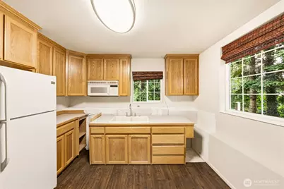 4729 Seahurst Avenue, Everett, WA 98203 - Photo 25