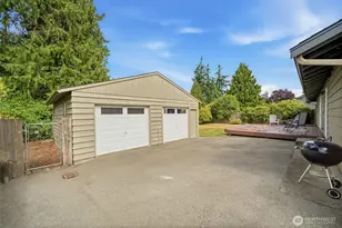 21016 78th Ave W, Edmonds, WA 98026 - Photo 25